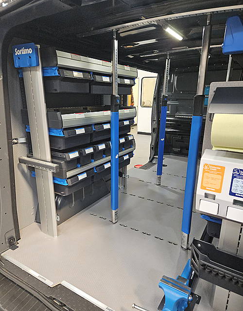 Van Chimp Gallery 6 Sortimo (Landing)